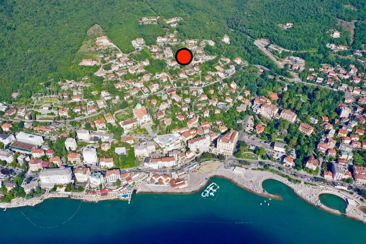 Villa Kaki Abbazia 0*,  Croazia